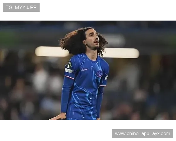 切尔西库库雷利亚前插传中后点抢点破门